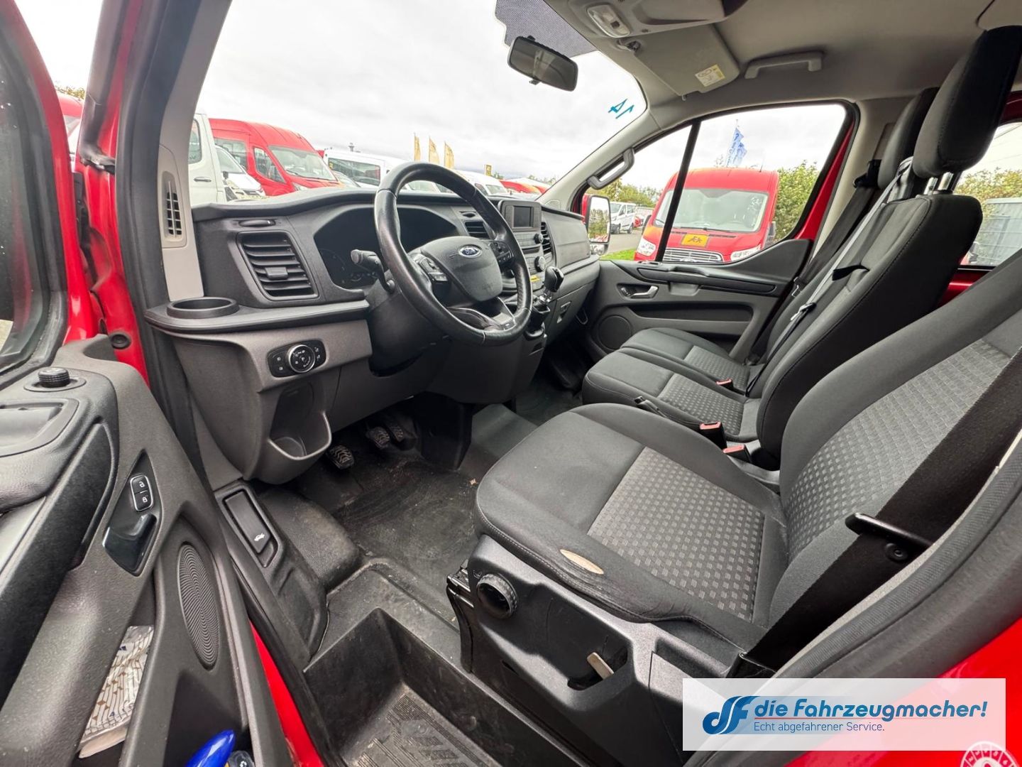 Fahrzeugabbildung Ford Transit Custom Trend *TURBOSCHADEN *2607