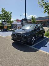 Mercedes-Benz EQA 300 4MATIC | TÜV 05/28 | Garantie 05/27 - Mercedes-Benz EQA mit Elektro-Antrieb: Garantie