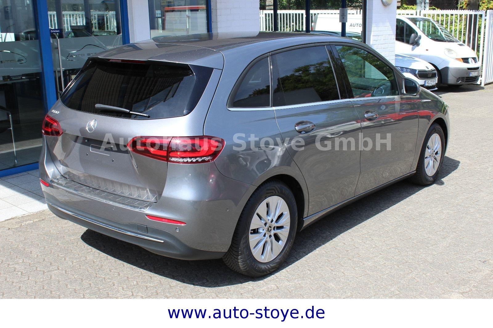 Mercedes-Benz B 180 LED Navi Kamera Scheckheft