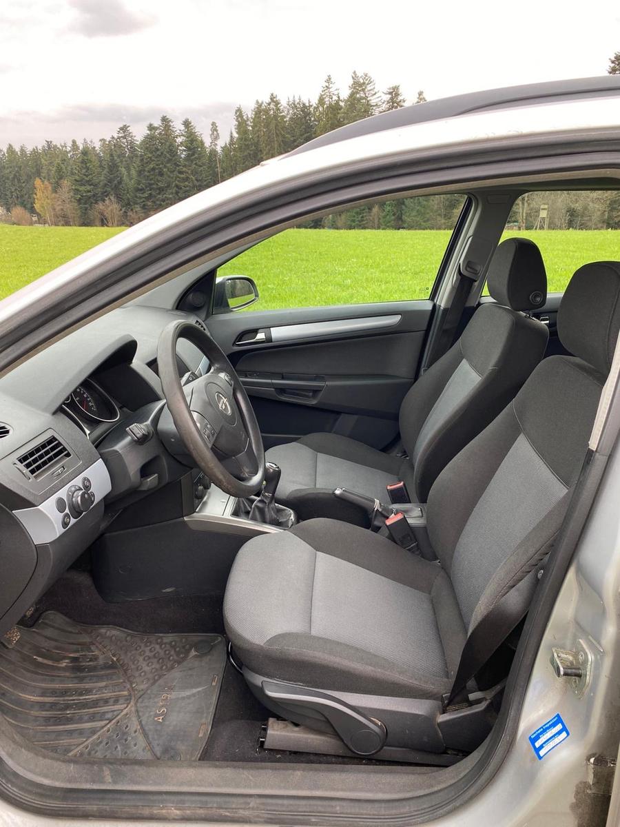 Opel Astra 2005 — photo 5