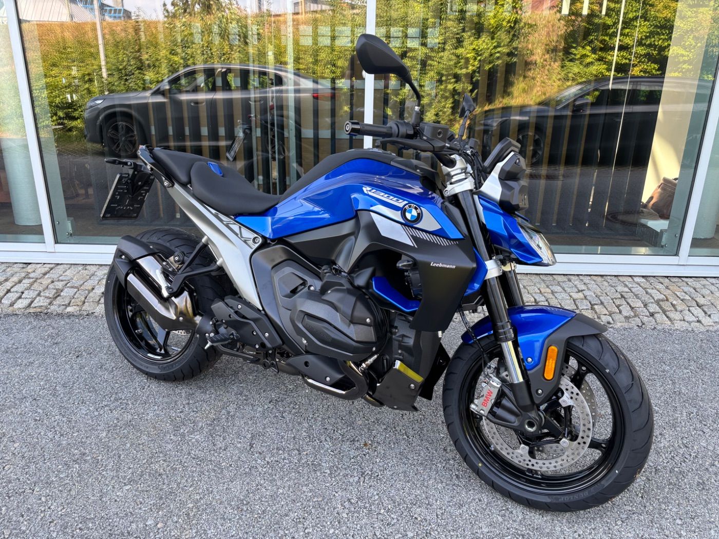 Fahrzeugabbildung BMW R 1300 R Exclusive 3 Pakete