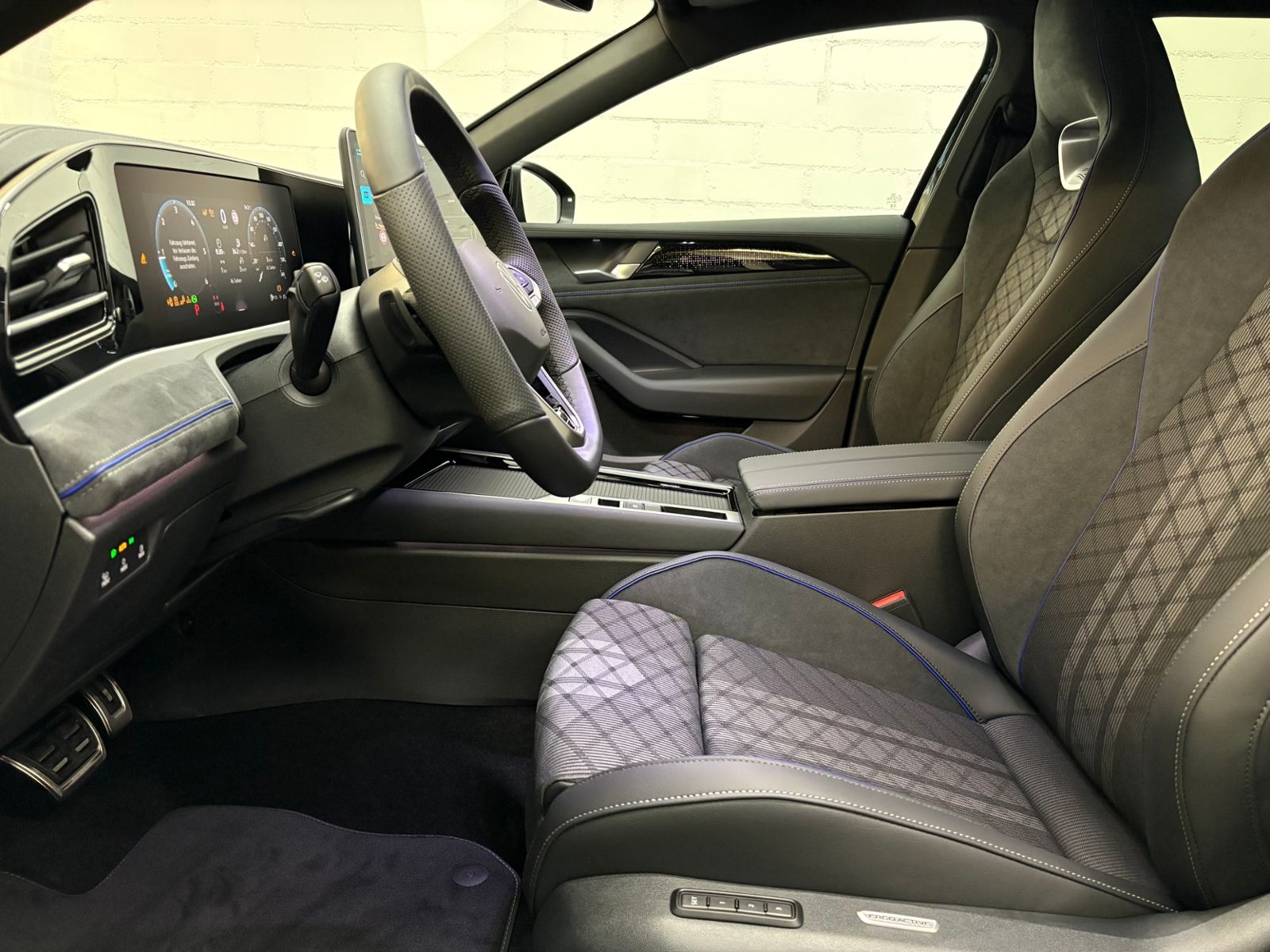 Volkswagen Passat - Bild 15