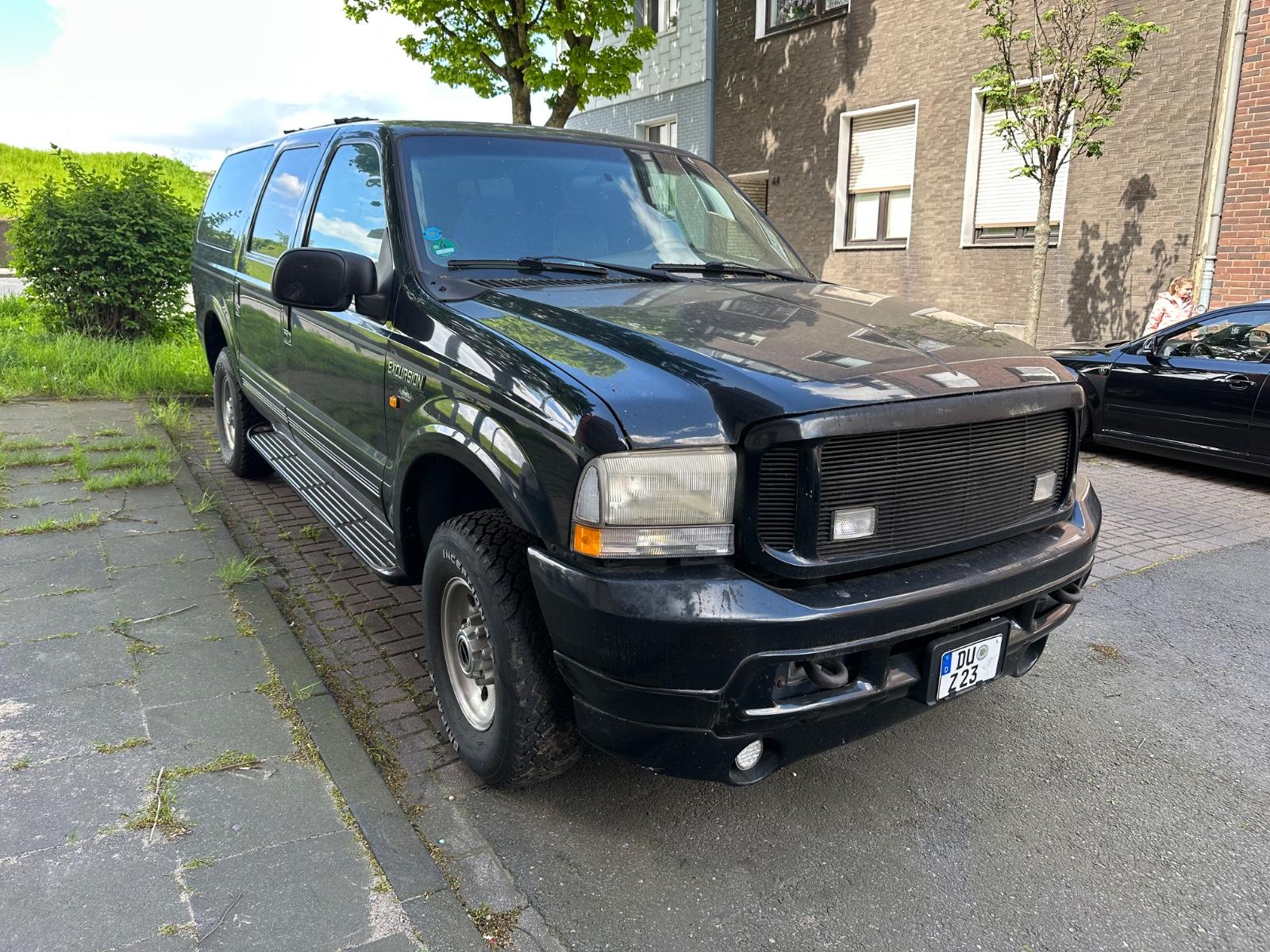 Ford Excursion