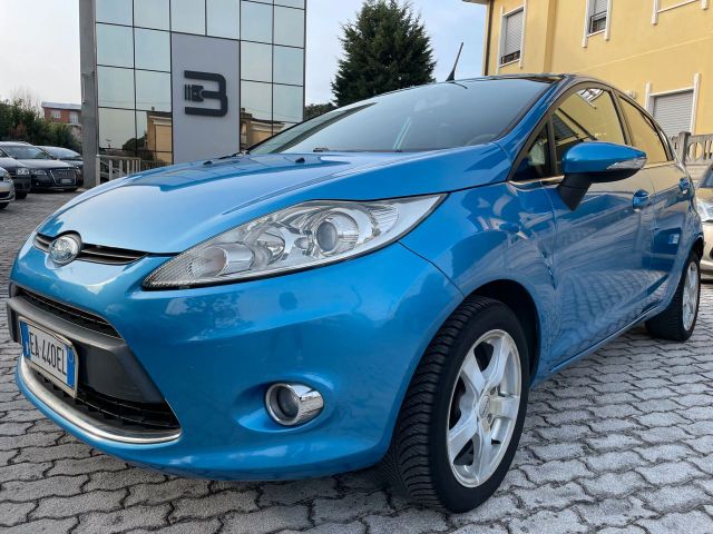 Ford Fiesta 1.4 5 porte Bz.- GPL Titanium IDONEA