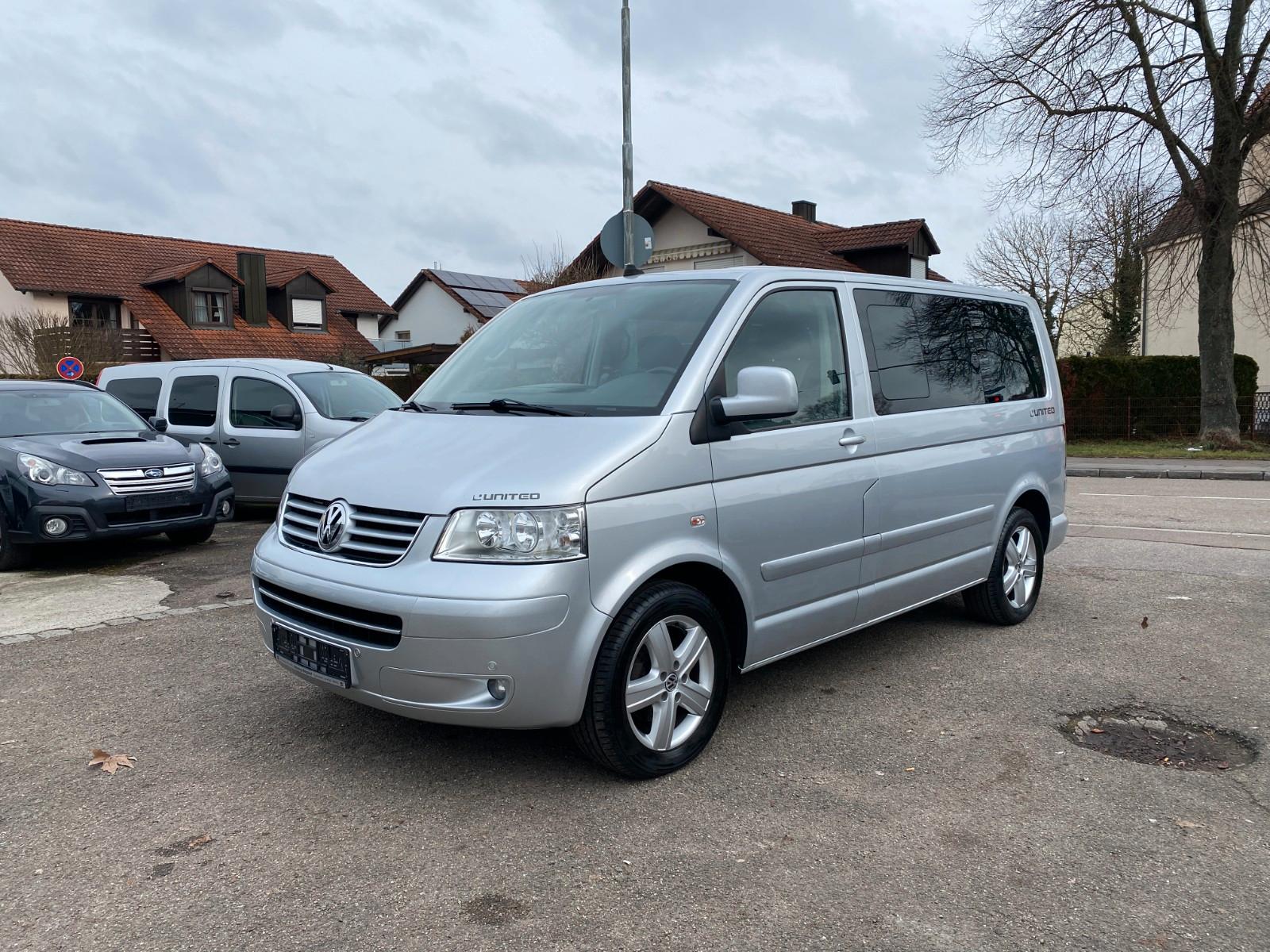 Volkswagen T5 Multivan 2.5 TDI United Standheiz/AHK/Gepfl.