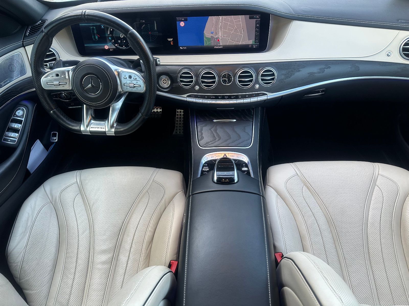 Fahrzeugabbildung Mercedes-Benz S 560 4MATIC*AMG LINE+MOD.2018*