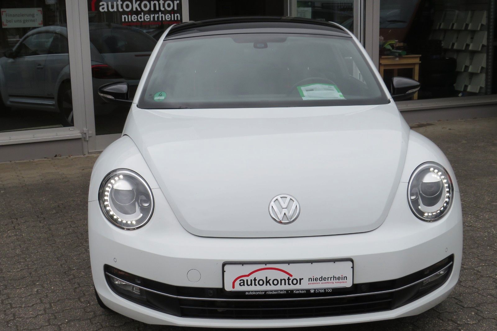 Fahrzeugabbildung Volkswagen Beetle Lim. Club XENON NAVI APP-CONNECT PDC 18`