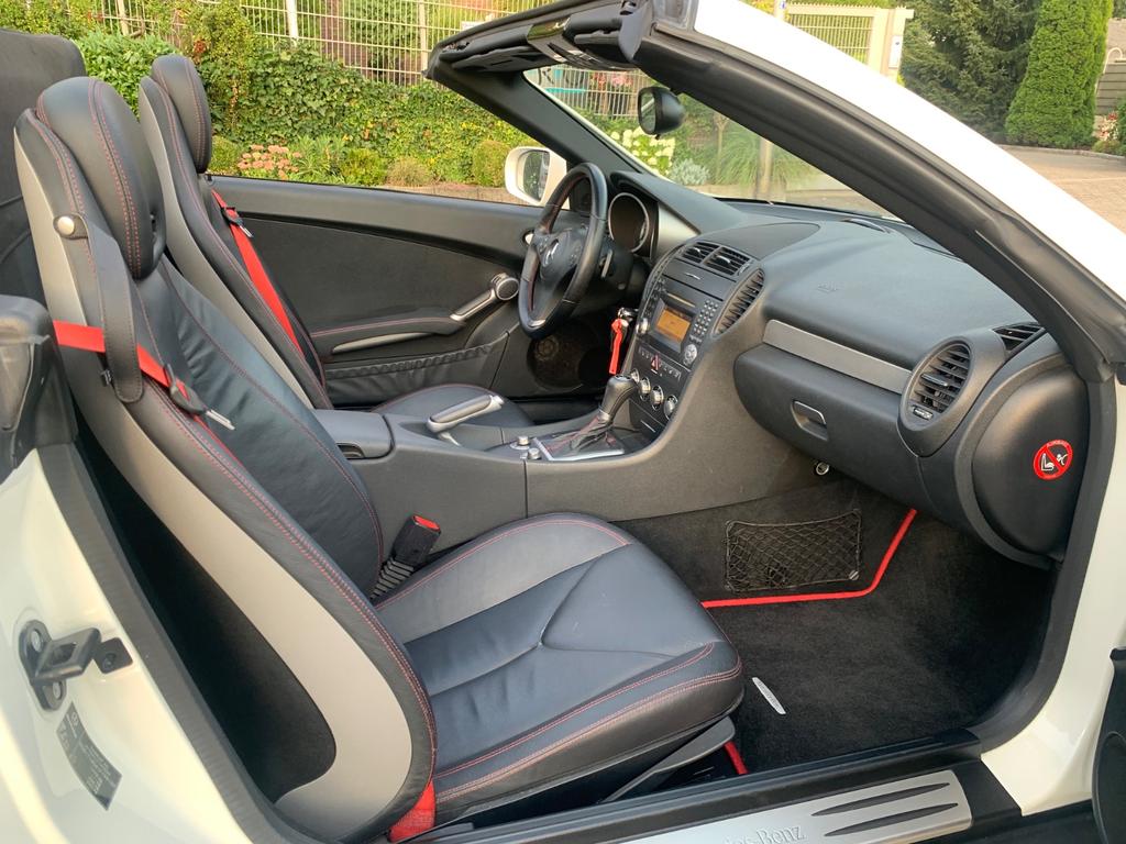 Mercedes-Benz SLK 280