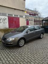 Volkswagen VW Passat Limousine - Volkswagen Passat aus 2005