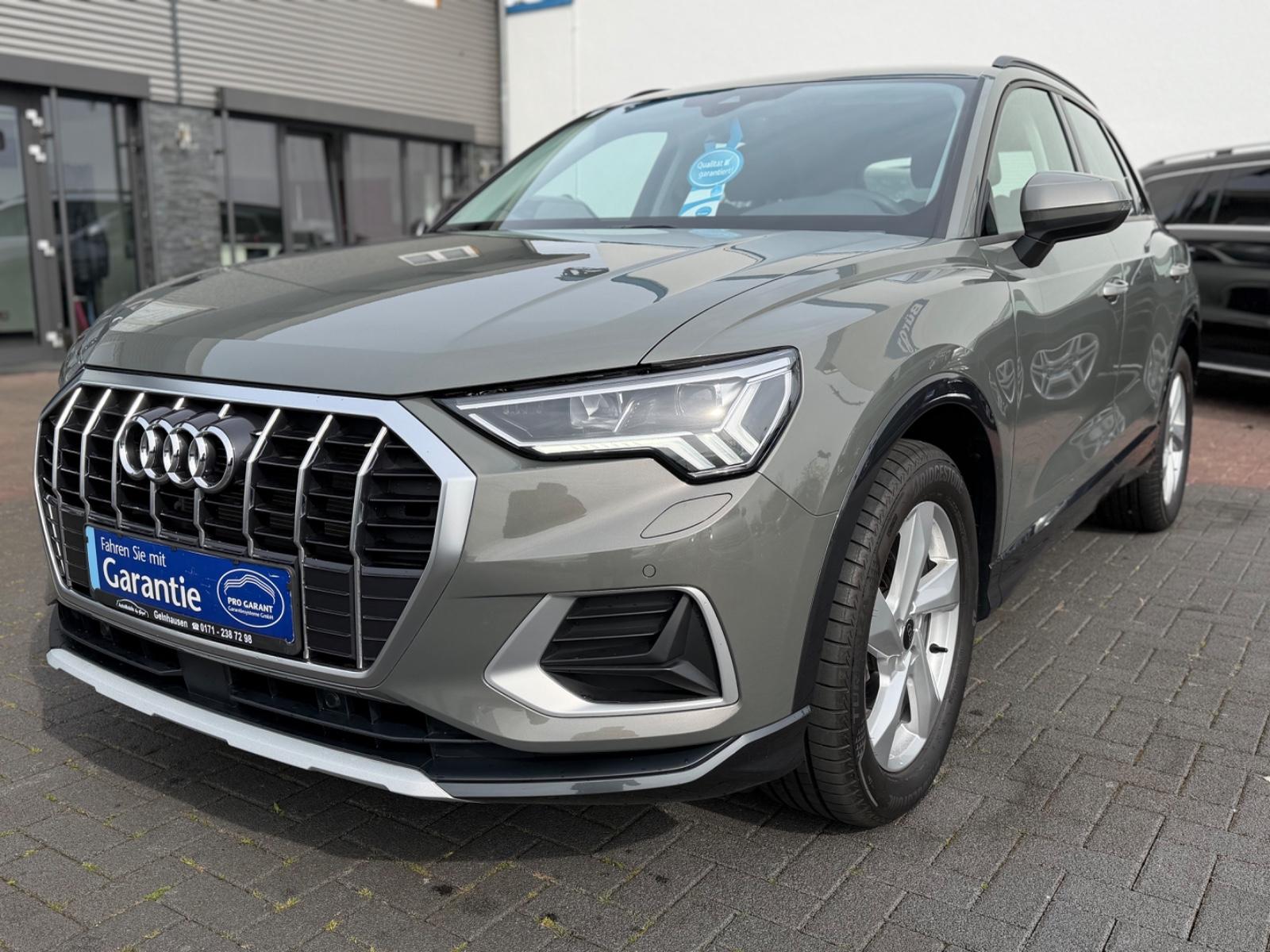 Audi Q3 35 TFSI advanced *1. Hand *AHK