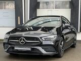 Mercedes-Benz CLA 220 D AMG Night LED MBUX Pano Standheizung - Mercedes-Benz CLA 220 mit Diesel-Antrieb: Limousine