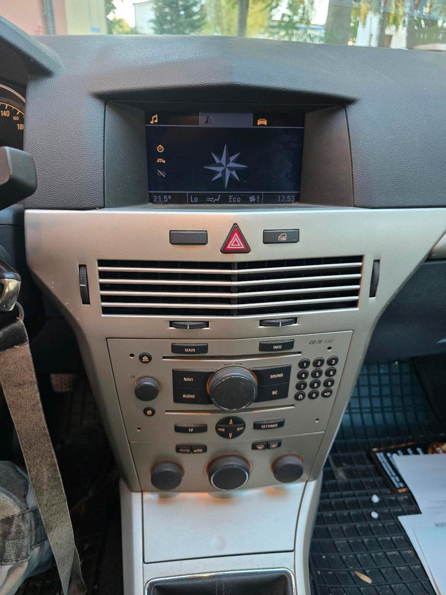 Opel Astra 2007 — photo 6