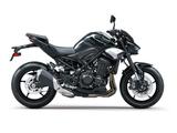 Kawasaki Z900 70 kW Modell 2025