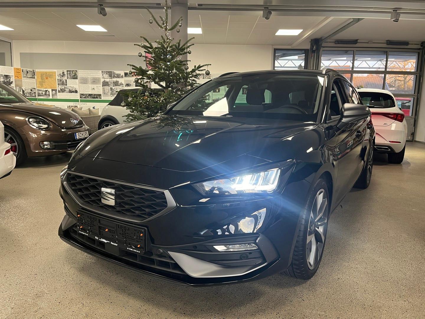 Seat Leon Sportstourer 1.5 eTSI DSG FR AHK/RFK/LED/SH