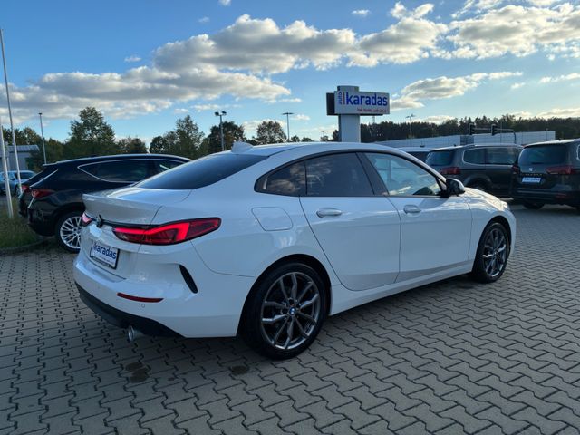 Fahrzeugabbildung BMW 218d Gran Coupé >NAV/AHK/LED/18Zoll Alu<