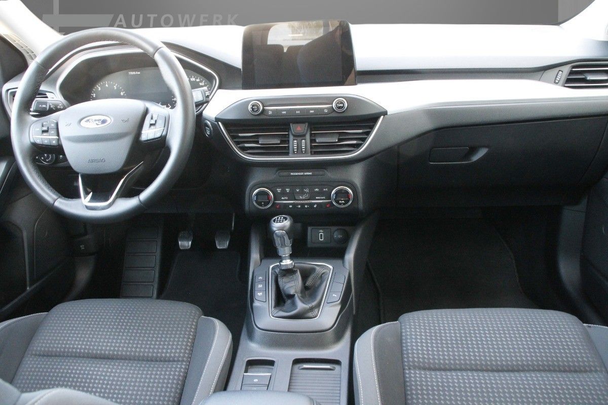 Fahrzeugabbildung Ford Focus Turnier SZH, PDC, TOP Zustand