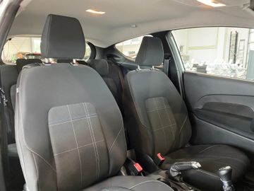 Fahrzeugabbildung Ford Fiesta Cool & Connect Coupe Tempomat Winterpaket