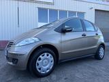 Mercedes-Benz A 150 70kW 95PS PDC/SHZ/Klima/2.Hand - gebrauchte Mercedes-Benz A 150 aus dem Jahr 2006