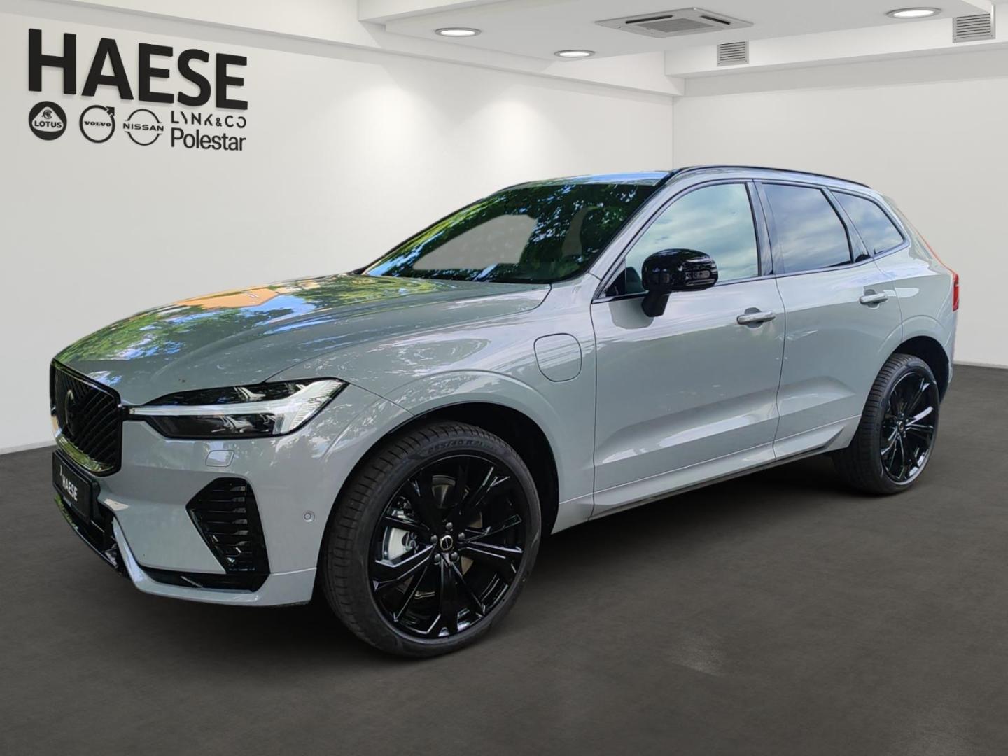 Volvo XC60 Plus Black Edition Recharge Plug-In Hybrid 