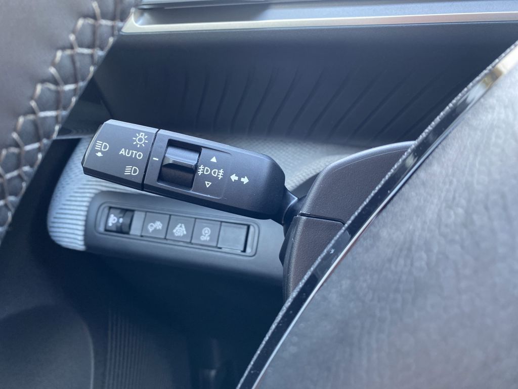 Fahrzeugabbildung Citroën C3 Turbo 100 MAX *Winterpaket*Allwetter*LED*Nav*