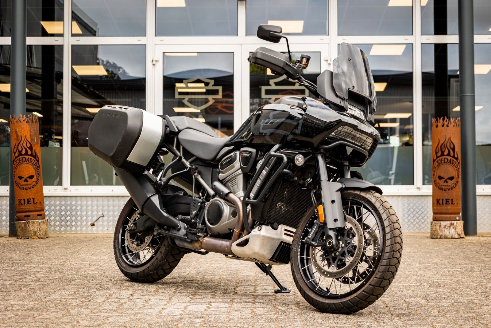 Fahrzeugabbildung Harley-Davidson RA1250S Pan America Special - ARH - Speichen