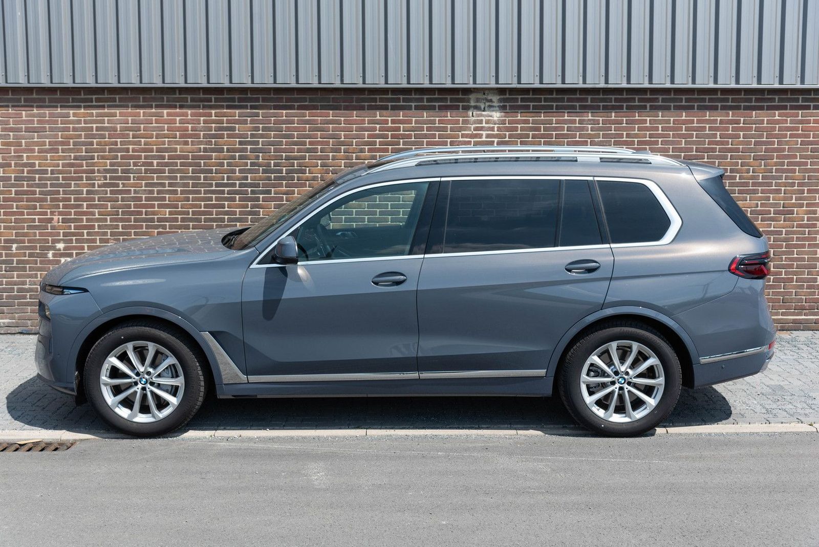 BMW X7 G07 - xDrive40d Sky Lounge | Driving Ass. Pro imagem 2