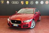 Jaguar XE 2.0 D Turbo 180 CV AWD aut. Portfolio - rote Jaguar XE