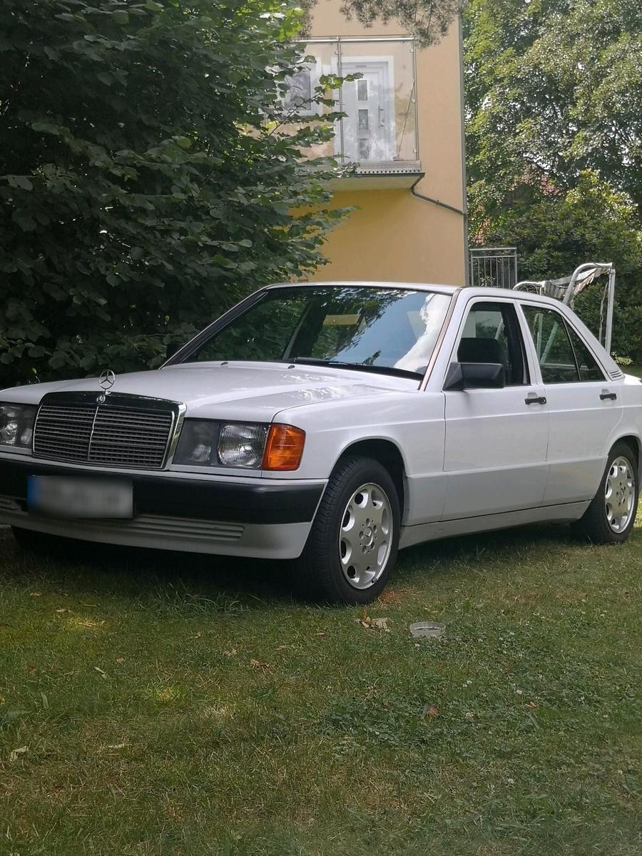 Mercedes-Benz 190