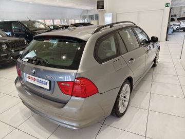 BMW 320 - 3