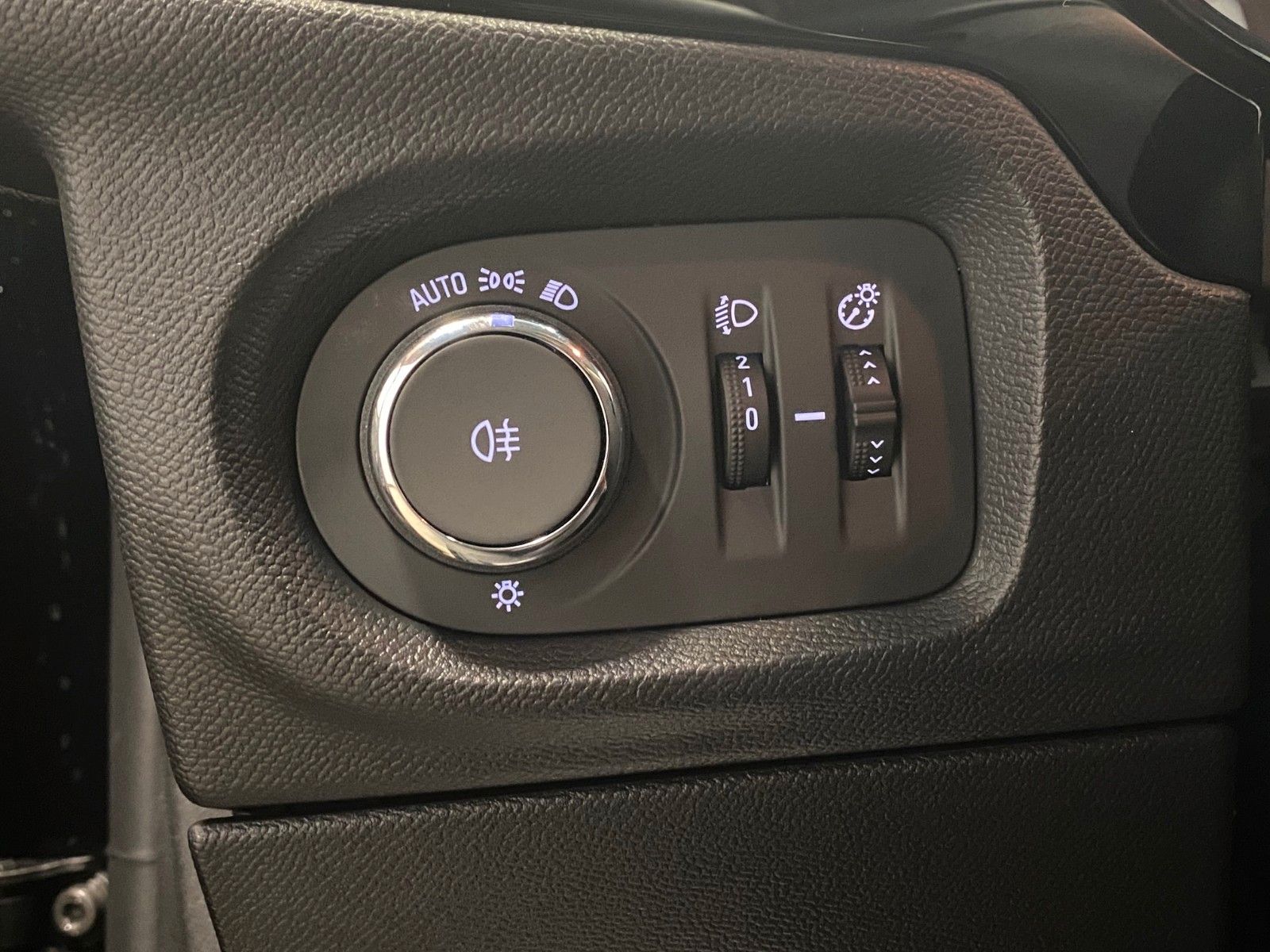 Fahrzeugabbildung Opel Corsa 1.2 Turbo "EDITION"+SITZHEIZUNG+AppCon.+BC