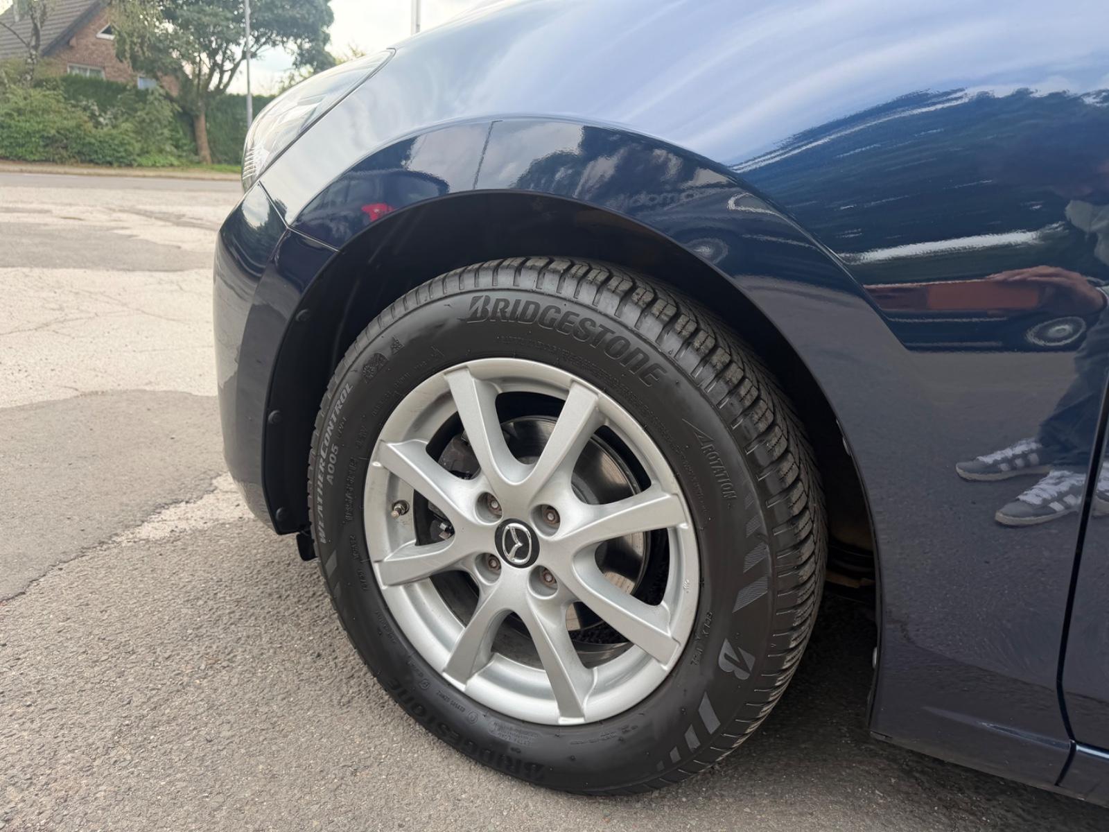 Mazda 2 Lim. Center-Line 1,5 SkyActive / Klima,Shz,Pdc