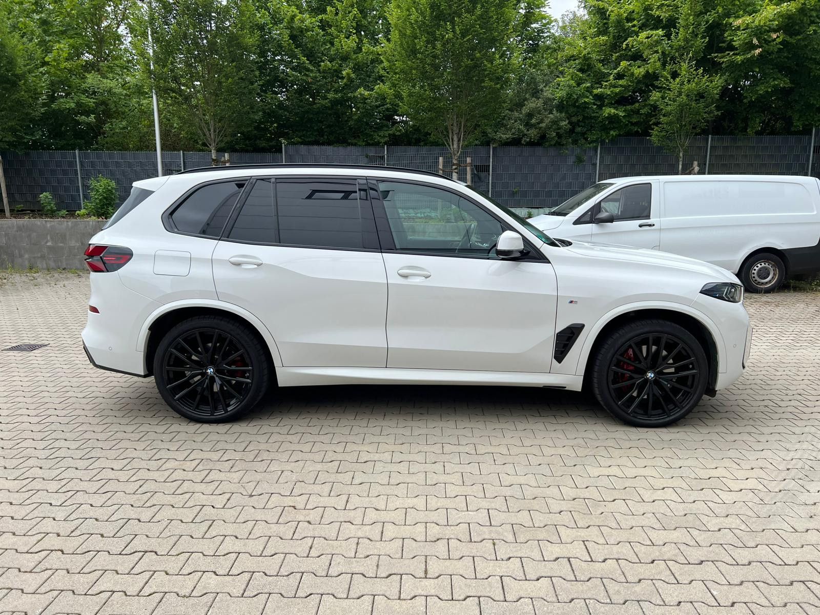 BMW X5 xDrive30d M Sport PRO/Panoramadach/ICONIC imagem 2