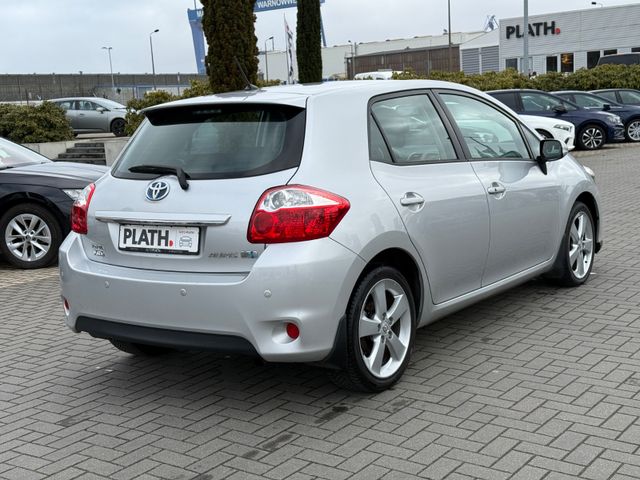 Toyota Auris Hybrid Executive