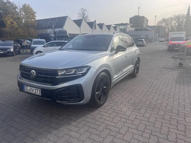 Volkswagen Touareg 3.0 TDI R-Line+Black/Standhzg/DYNAUD/22