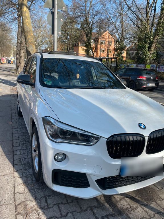 Image of BMW iX1