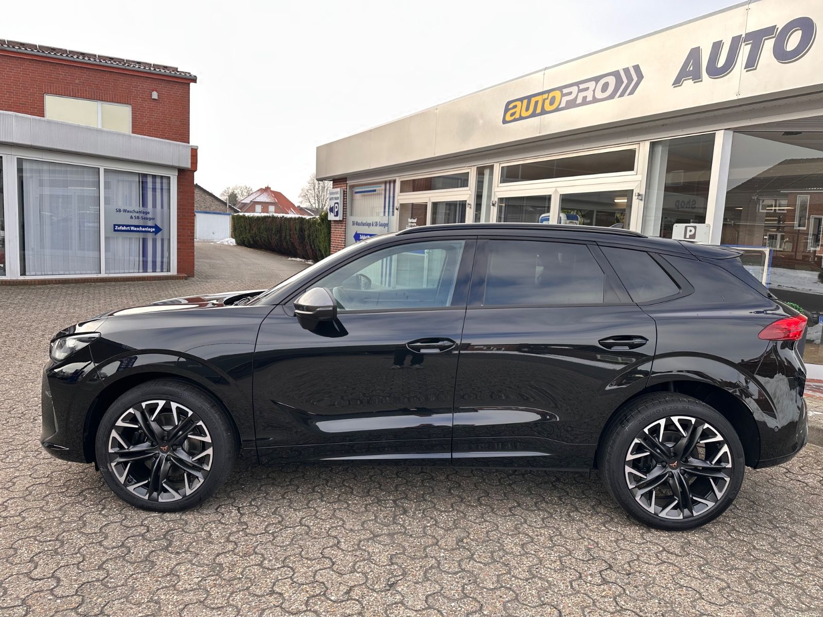 Fahrzeugabbildung CUPRA Terramar 2.0 TSI 4Drive VZ DSG Pano/ACC/AHK/NAVI