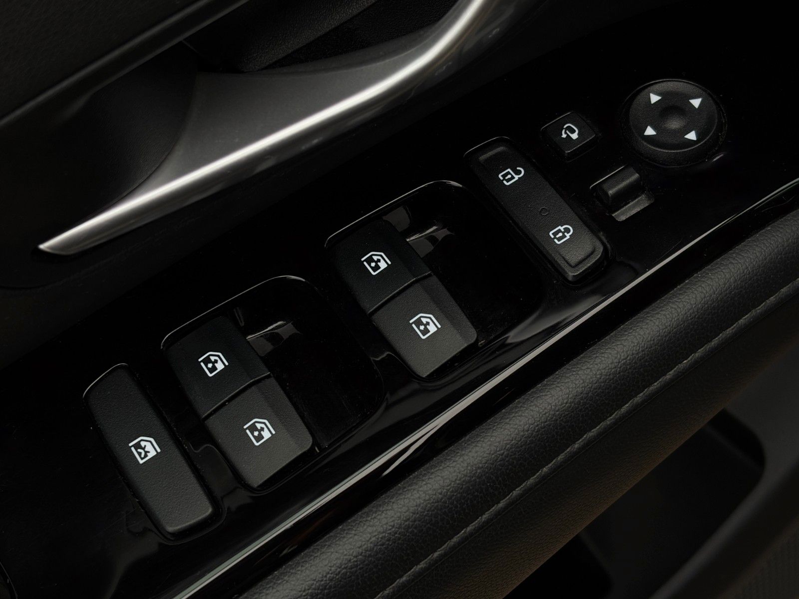 Fahrzeugabbildung Hyundai Tucson  1.6 T-GDI Trend/PHEV/4WD/ACC/CAM/SHZ/LHZ