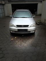 Opel Astra - Opel Astra aus 2000: Kombi