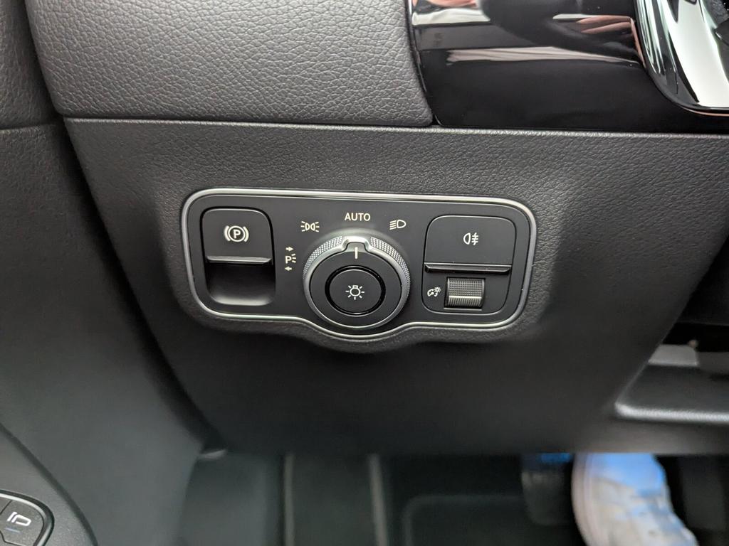 Mercedes-Benz GLA 220