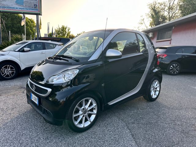 Smart ForTwo 1000 52 kW MHD coupé passion Servic