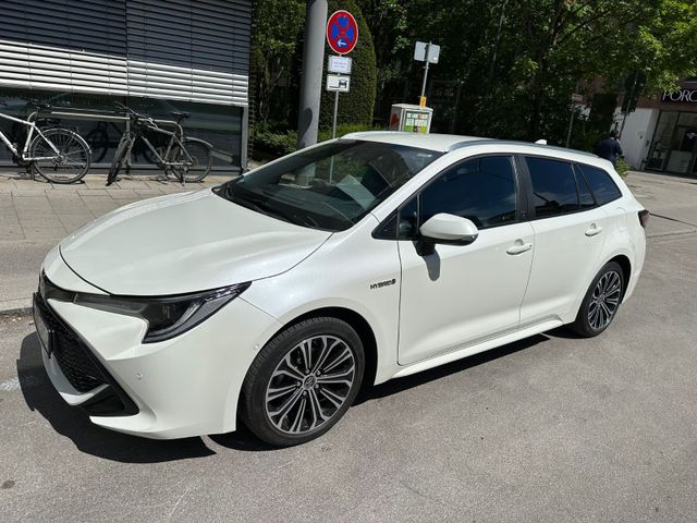 Toyota Corolla 1,8 Hybrid Comfort Touring Sports Co...