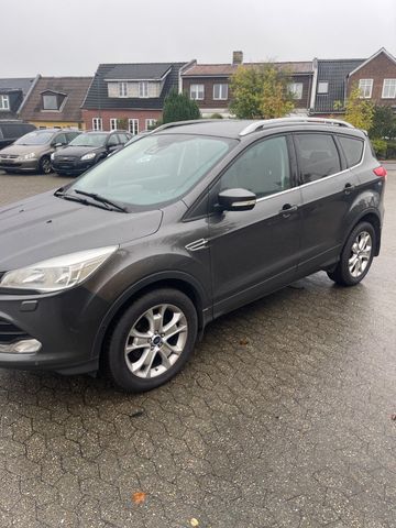 Ford Kuga 1,5 EcoBoost 2x4 110kW Titanium