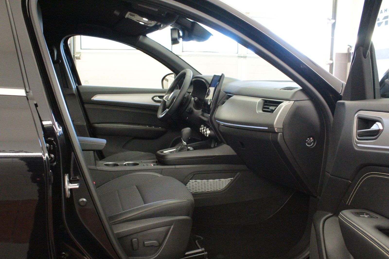 Fahrzeugabbildung Renault Arkana Mild Hybrid 140 EDC Techno*Winterpaket*