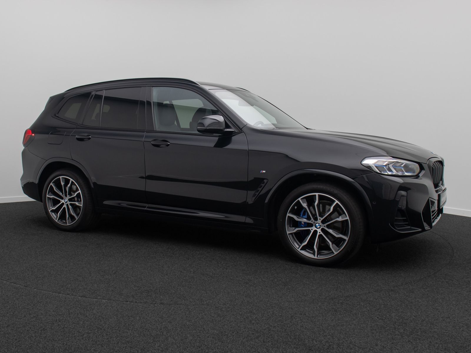 Fahrzeugabbildung BMW X3 M40i Panorama HUD DAB HiFi Laser Kamera 20"