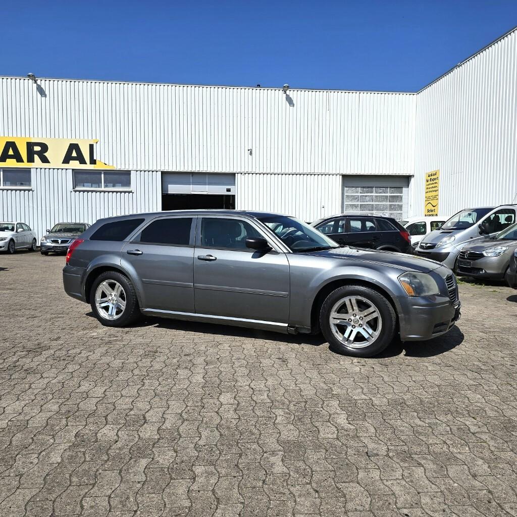 Dodge Magnum 2005 — photo 20