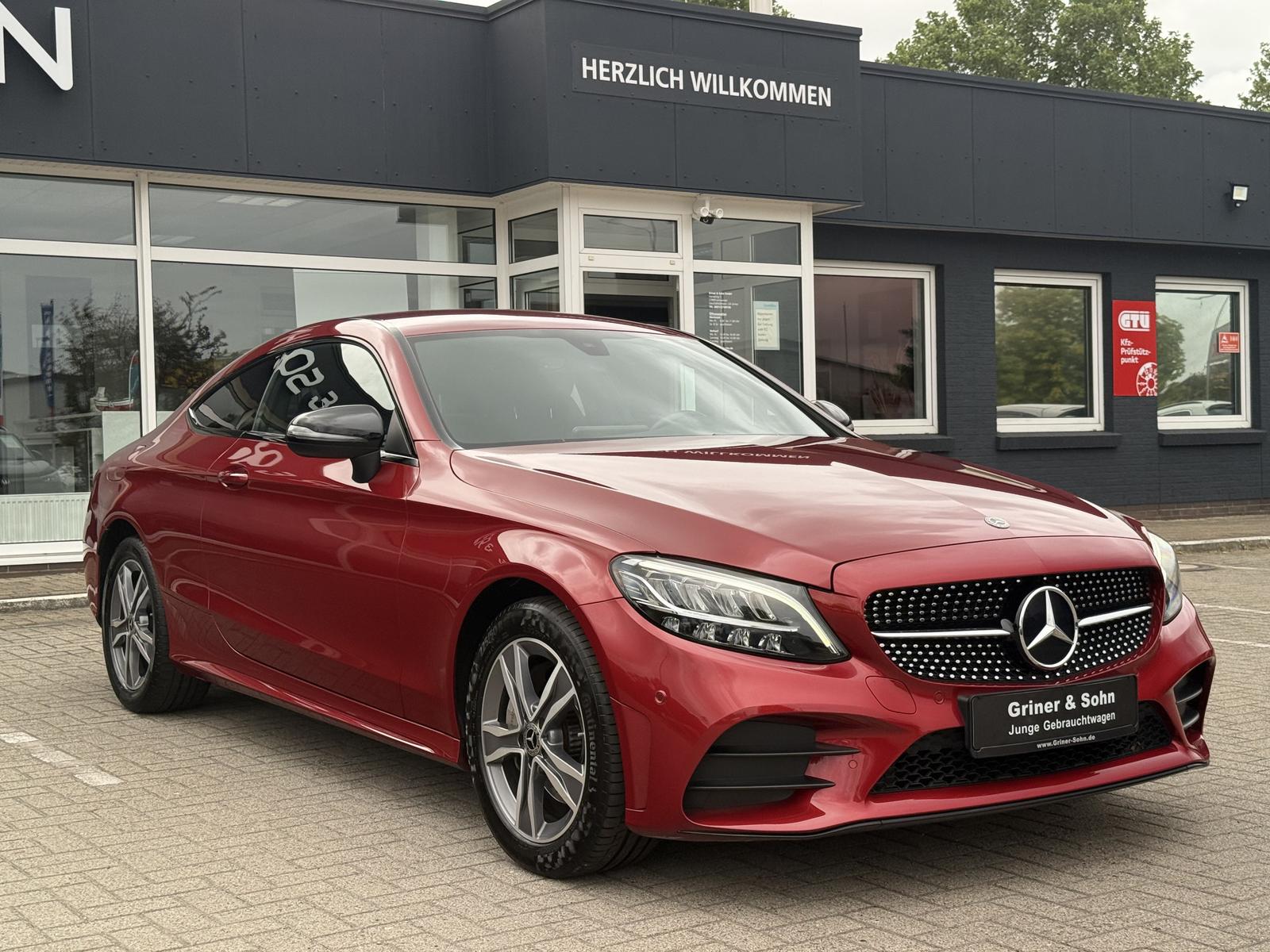 Mercedes-Benz C 180 Coupe,AMG Line,Designo,R-Kamera,Navi