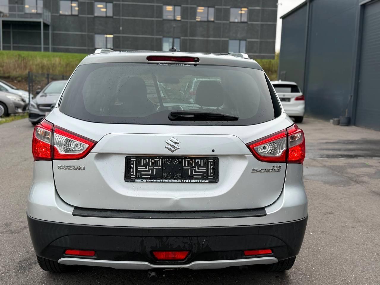 Suzuki SX4 S-Cross 2015 — photo 8