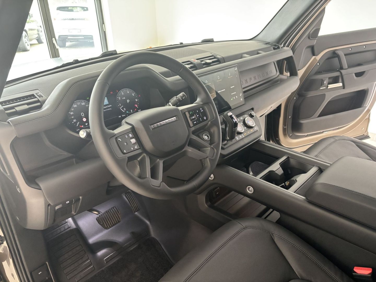 Land Rover Defender - Bild 12