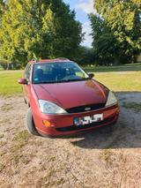 Ford Focus 1.6 Turnier - Ford Focus aus 2000: Kombi