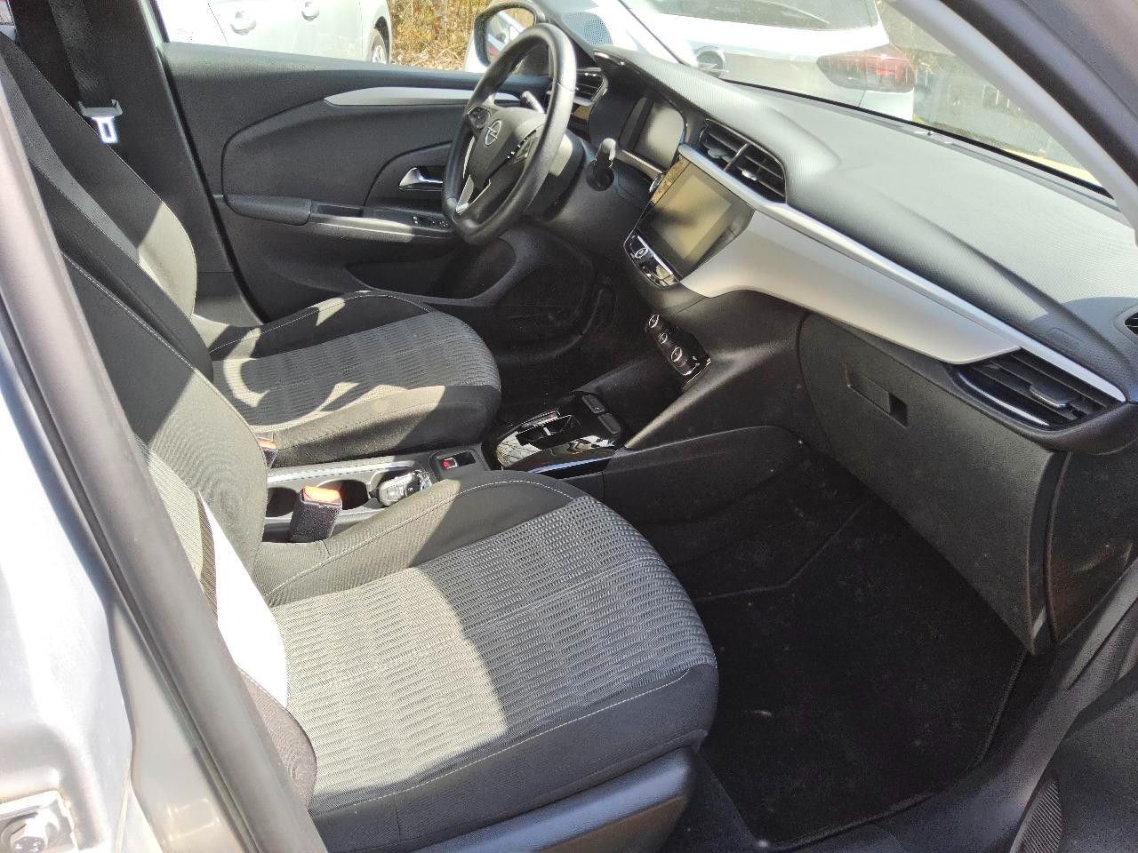 Fahrzeugabbildung Opel Corsa-e F EDITION 7KW NAVI/VIRT/TEMP/DAB/WÄRMEP.
